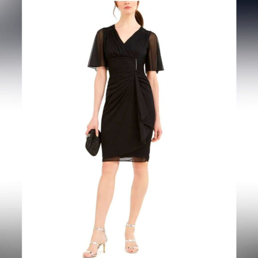 Women’s Formal Dress Size 6, 8, 14 BETSY & ADAM Flutter Short Sleeve Black Gown
